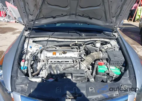 2012 Honda Accord 2.4 Se из США, поврежденный, VIN 1HGCP2F64CA165923